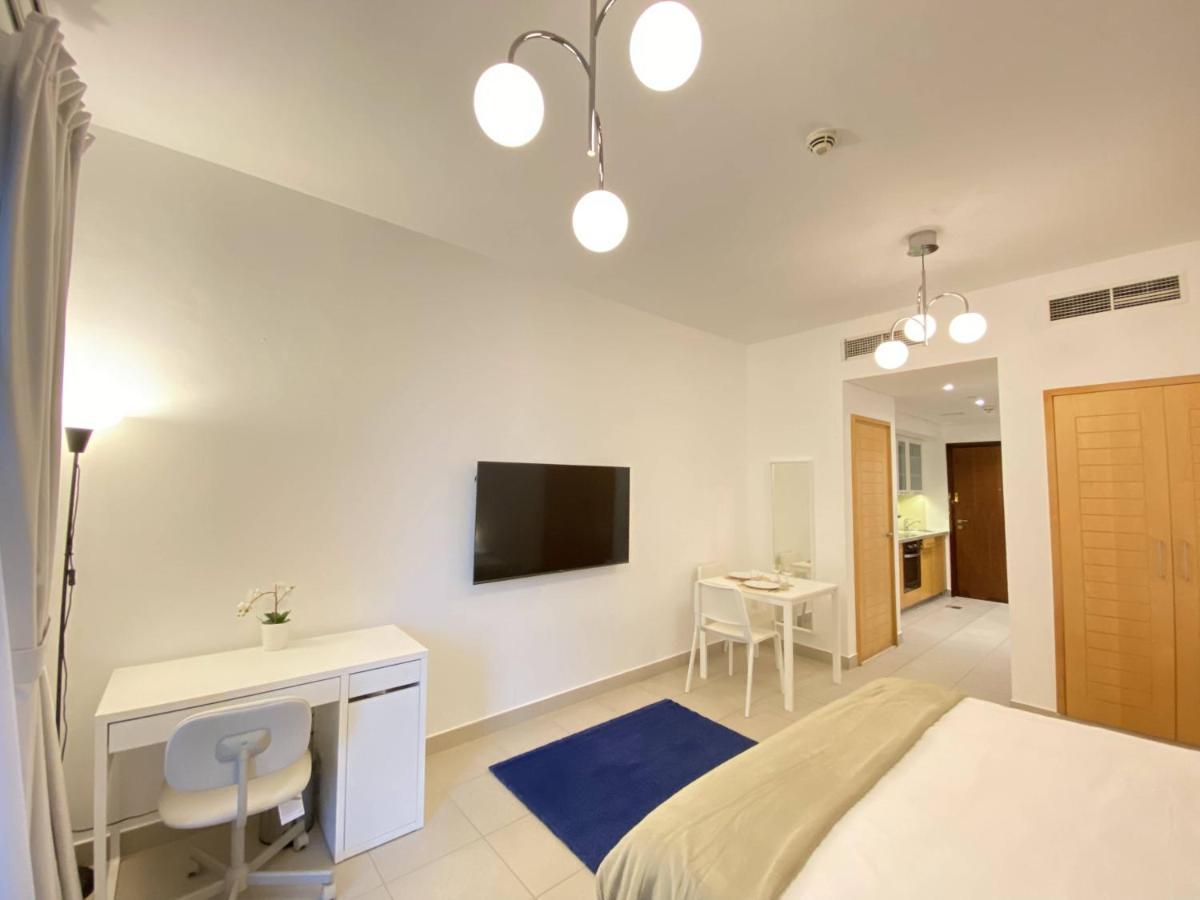 Lux Bnb Studio Downtown Fountain View Dubai Bagian luar foto